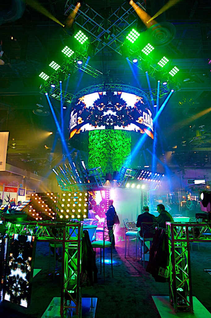 CHAUVET-Professional-LDI2013-Stephane-12