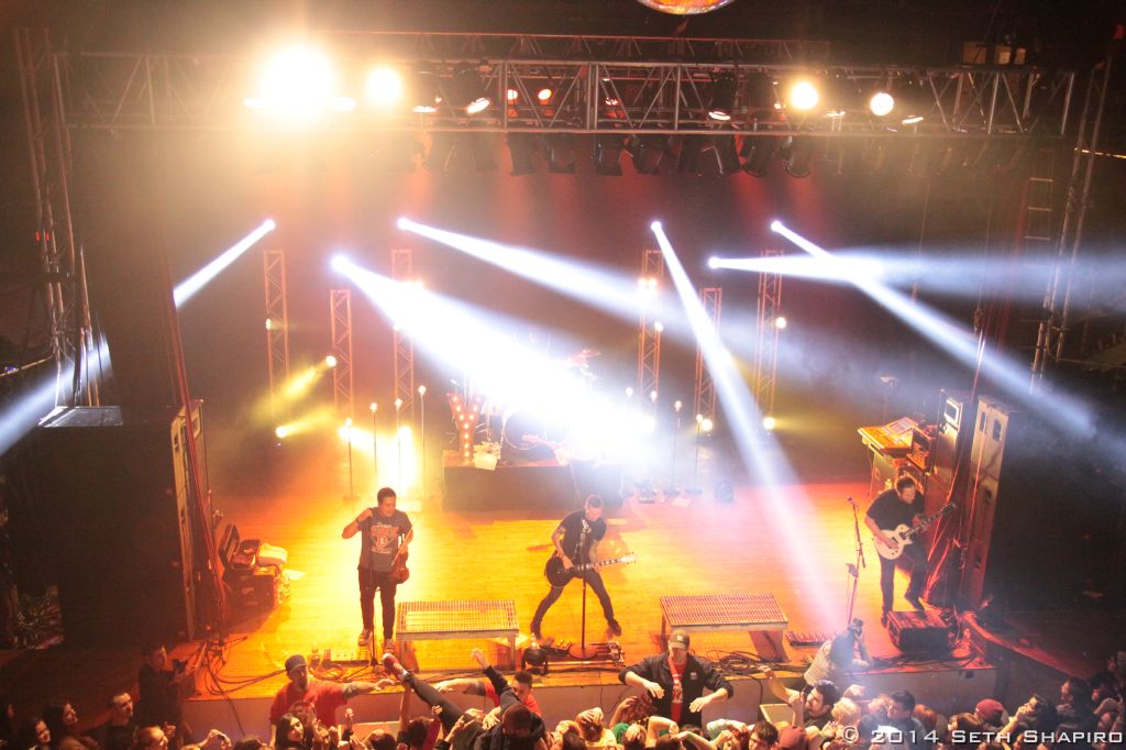 Chauvet_Yellowcard 2