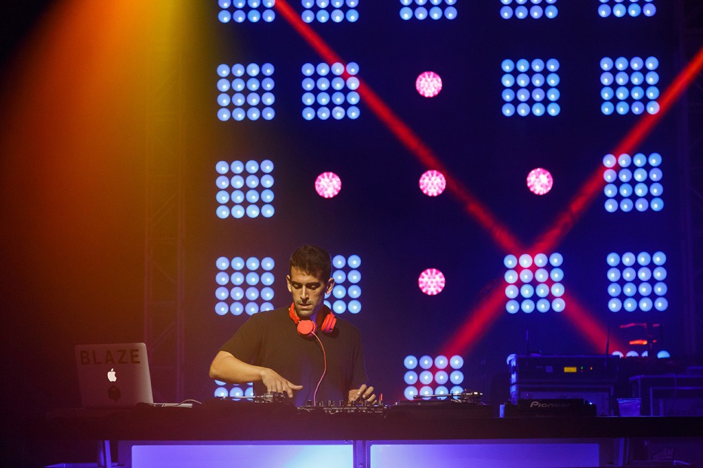 Flo-Rida-James-Schipper-2