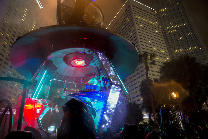 arcadia-spectacular-ULTRA-chauvet-professional-2