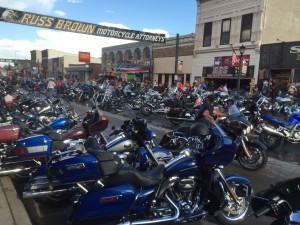 Knuckle Saloon 1_