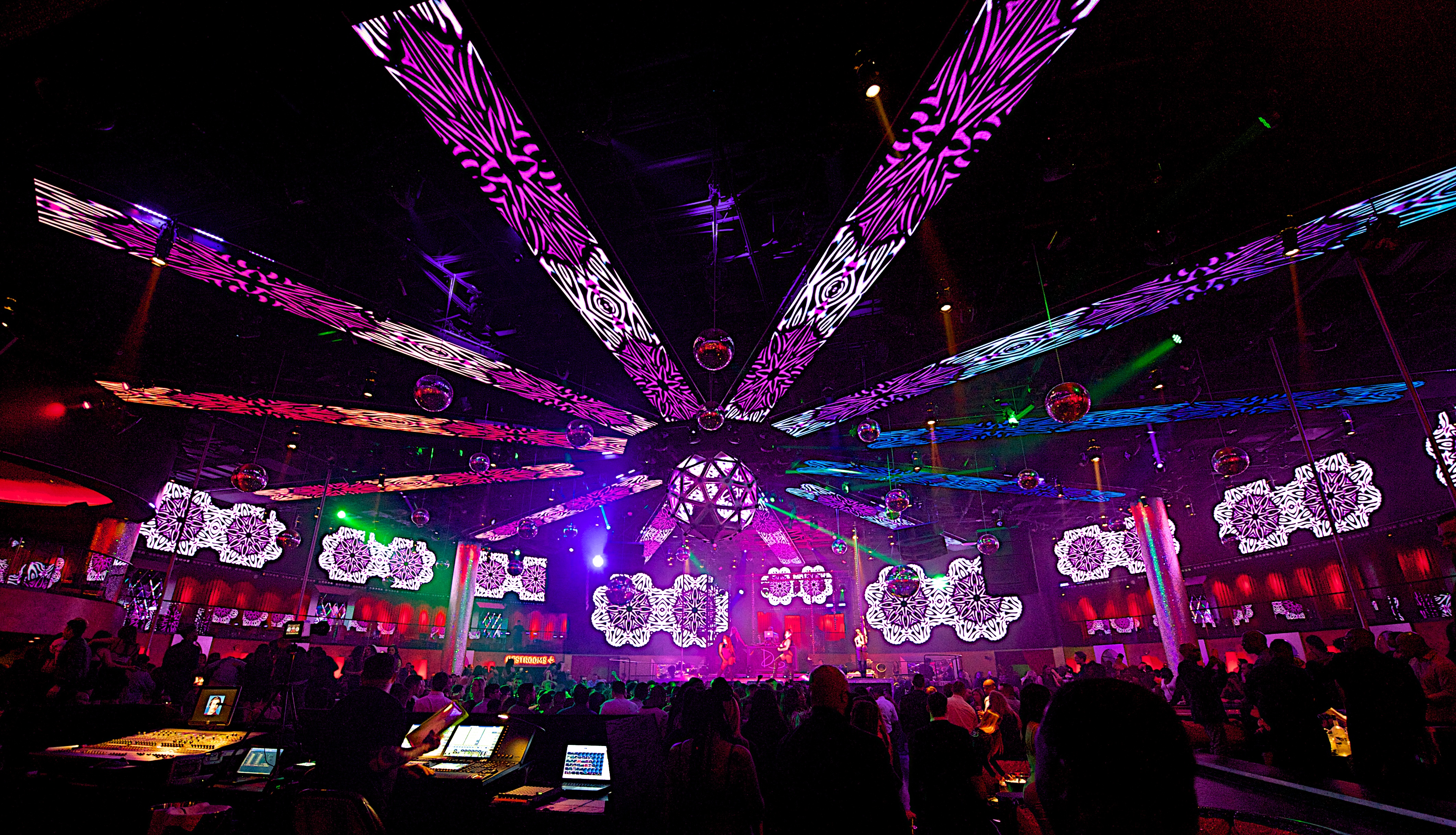 Steve Lieberman: On Club Lighting | CHAUVET Professional