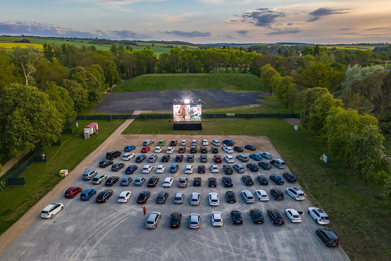 Drive-In - Maverick 4