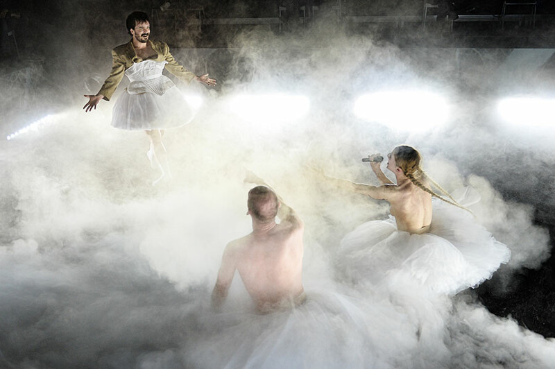 Swan Lake - COLORado Batten Q15 4