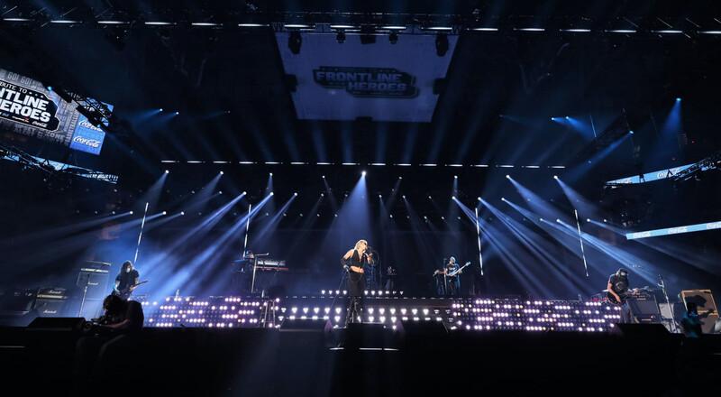 Miley Cyrus - COLORado 2 Solo 5