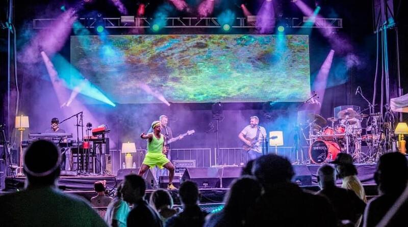 Spafford Marquis Theatre - Maverick MK2 Spot 2 Spafford Marquis Theatre - Maverick MK2 Spot 2