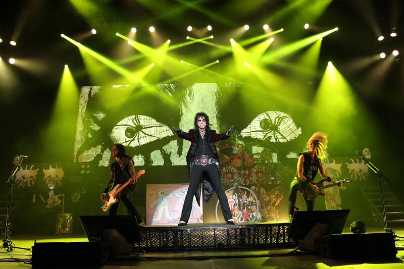 ntFIqKvA - Photo Credit - Todd Kaplan