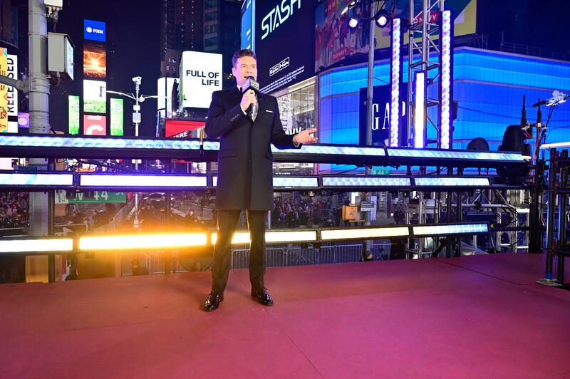 CHAUVET Professional Helps The Lighting Design Group At New Year&rsquo;s Eve Times Square Broadcast