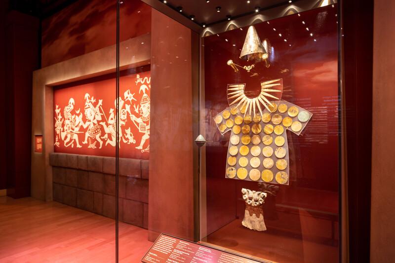 3 story Time and Place LtxZnfnY