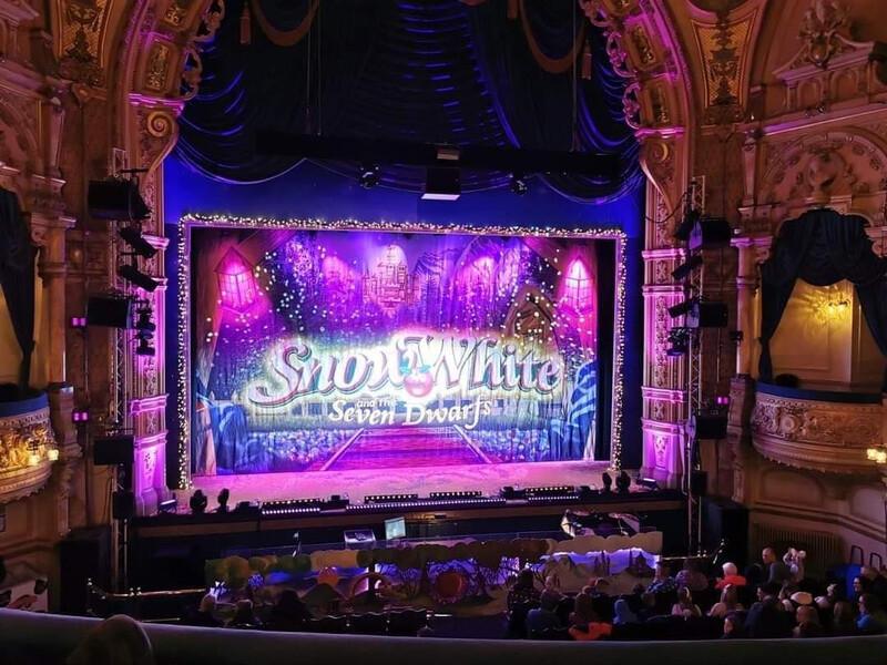 Arranpaul Captures Magic of Snow White and Seven Dwarfs with CHAUVET Professional