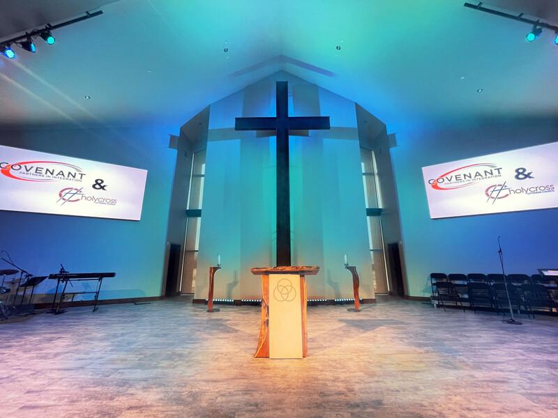 Chandler Mann and CHAUVET Professional Balance Light at Holy Cross Lutheran Chandler Mann and CHAUVET Professional Balance Light at Holy Cross Lutheran