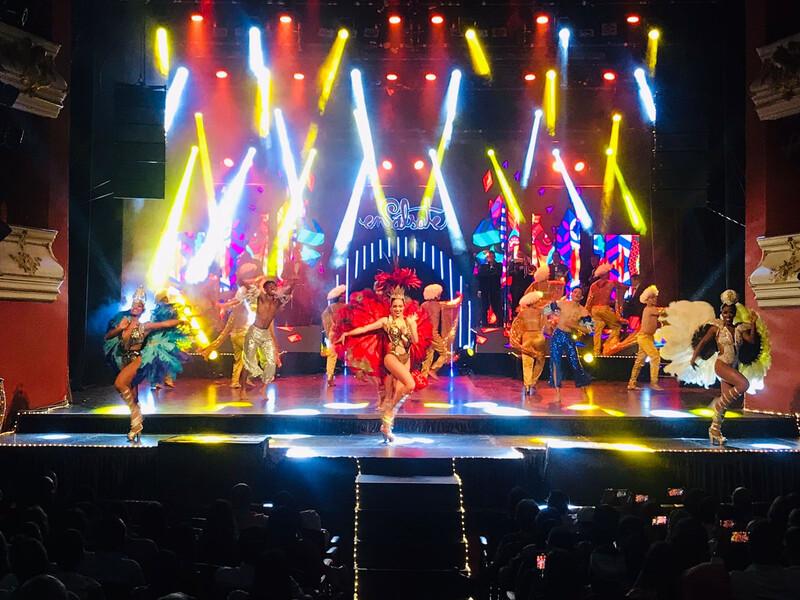 Milton de la Cruz and CHAUVET Professional Create Lively Visuals for Ensalsate