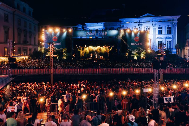  CHAUVET Professional Shines Throughout Gentse Feesten