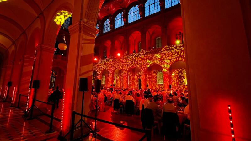 Romain Plantier & Loïc Pollet Energize Vinci Group Gala at Palais de la Bourse with CHAUVET Professional Romain Plantier & Loïc Pollet Energize Vinci Group Gala at Palais de la Bourse with CHAUVET Professional