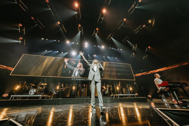 4Wall and CHAUVET Professional Help Motion Student Conference Maintain Consistently Engaging Looks