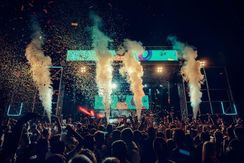  Chameleon Rental&rsquo;s Versatile Green Future Festival Rig Features CHAUVET Professional