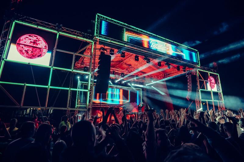  Chameleon Rental&rsquo;s Versatile Green Future Festival Rig Features CHAUVET Professional