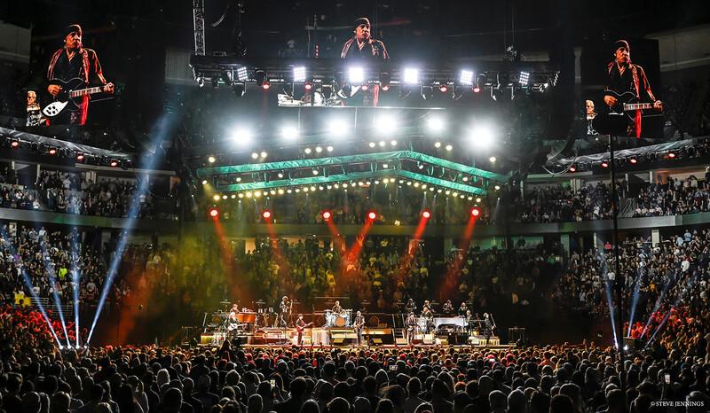 sm_Springsteen_3_PhotoCredit - Steve Jennings