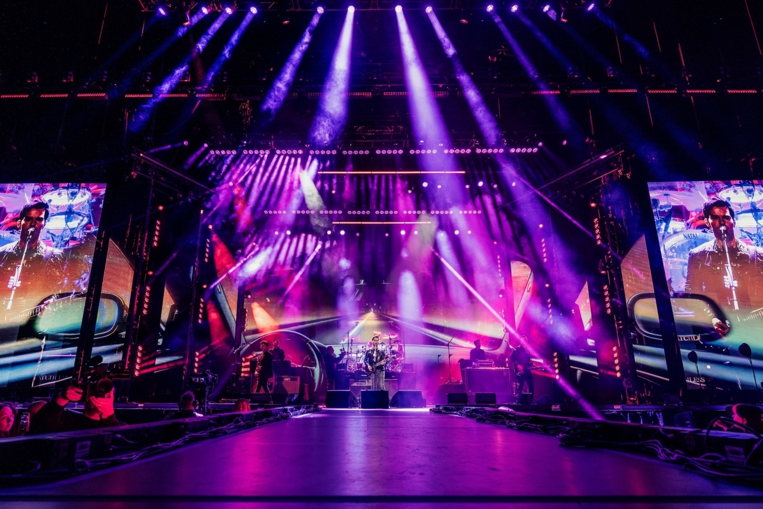 Color Talk Show Color Talk – Brent Clark Stereophonics Tour - CHAUVET Professional